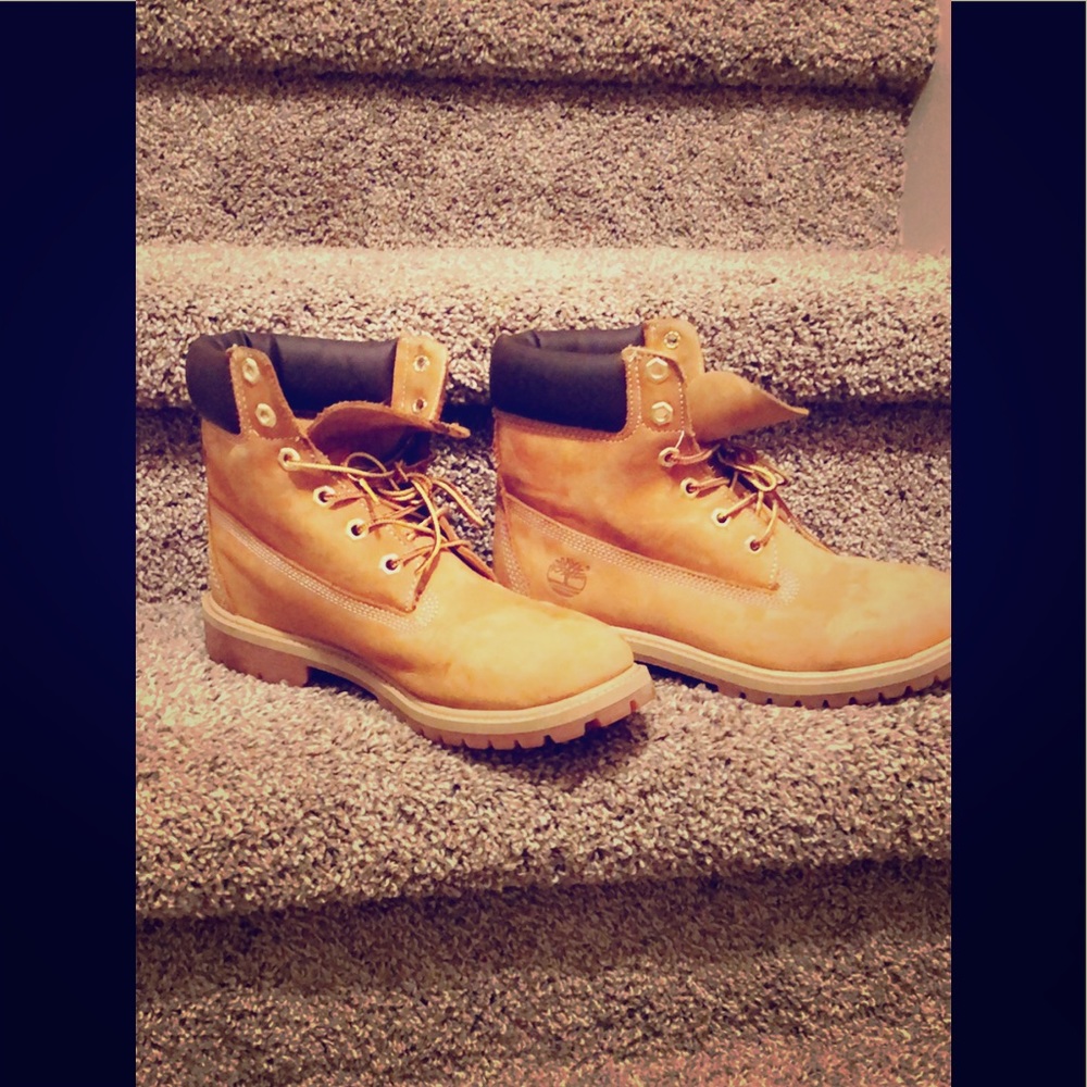 Boys Timberlands